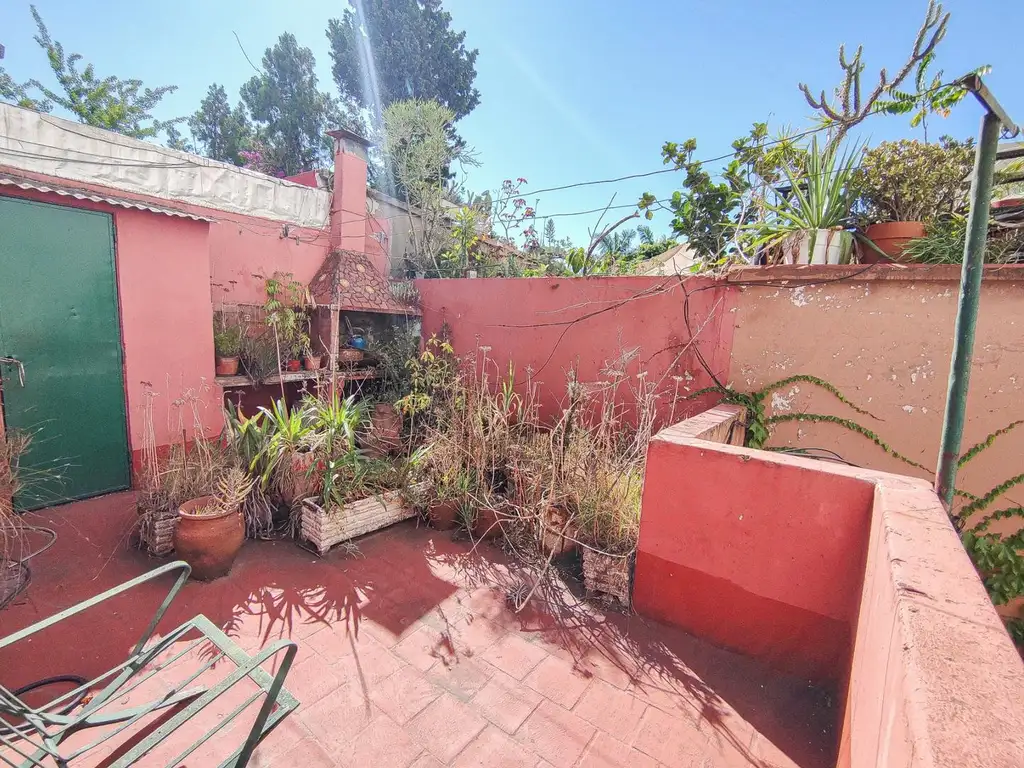 Venta PH con terraza propia por escritura