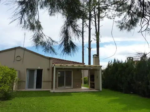 Casa  en Venta en La Candela, Pilar, G.B.A. Zona Norte