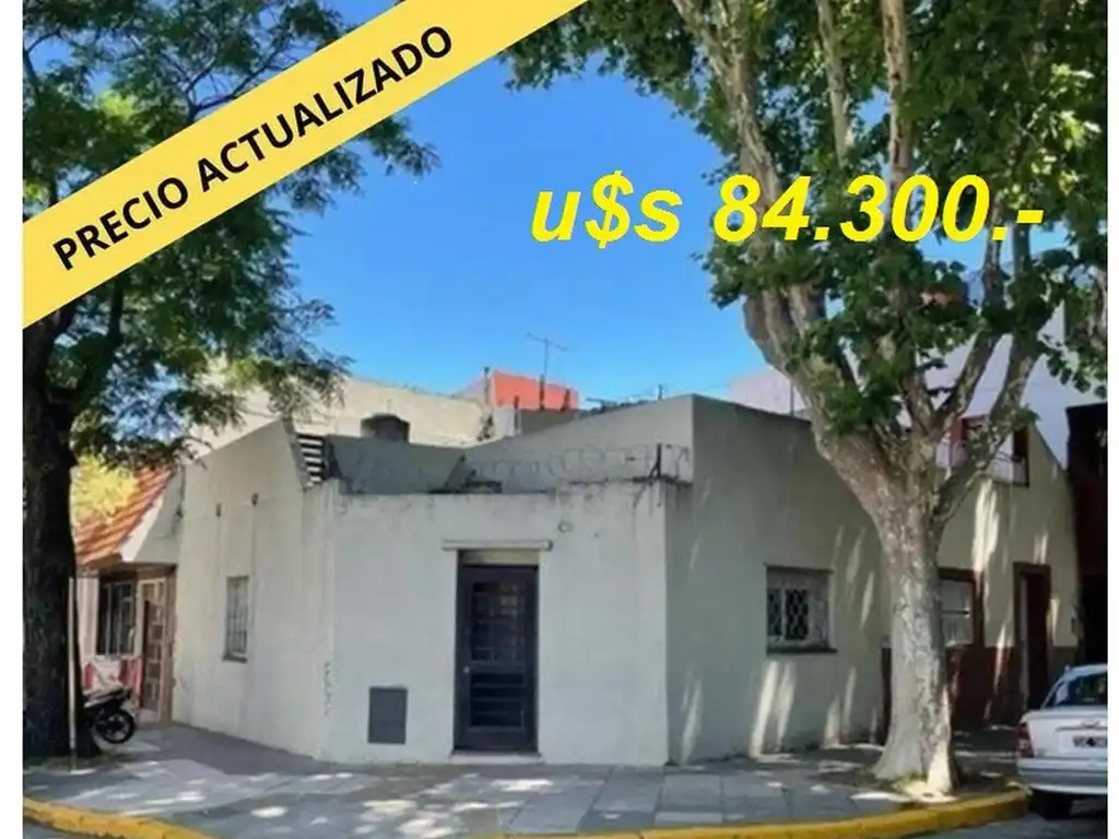 Casa 3 AMB LOTE PROPIO EN ESQUINA POSIBILIDAD DE CONTRUIR