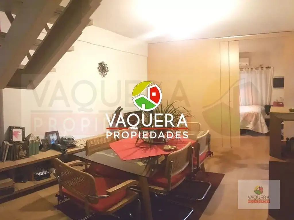 Duplex - 3 dormitorios - Patio - Cochera - Impecable.