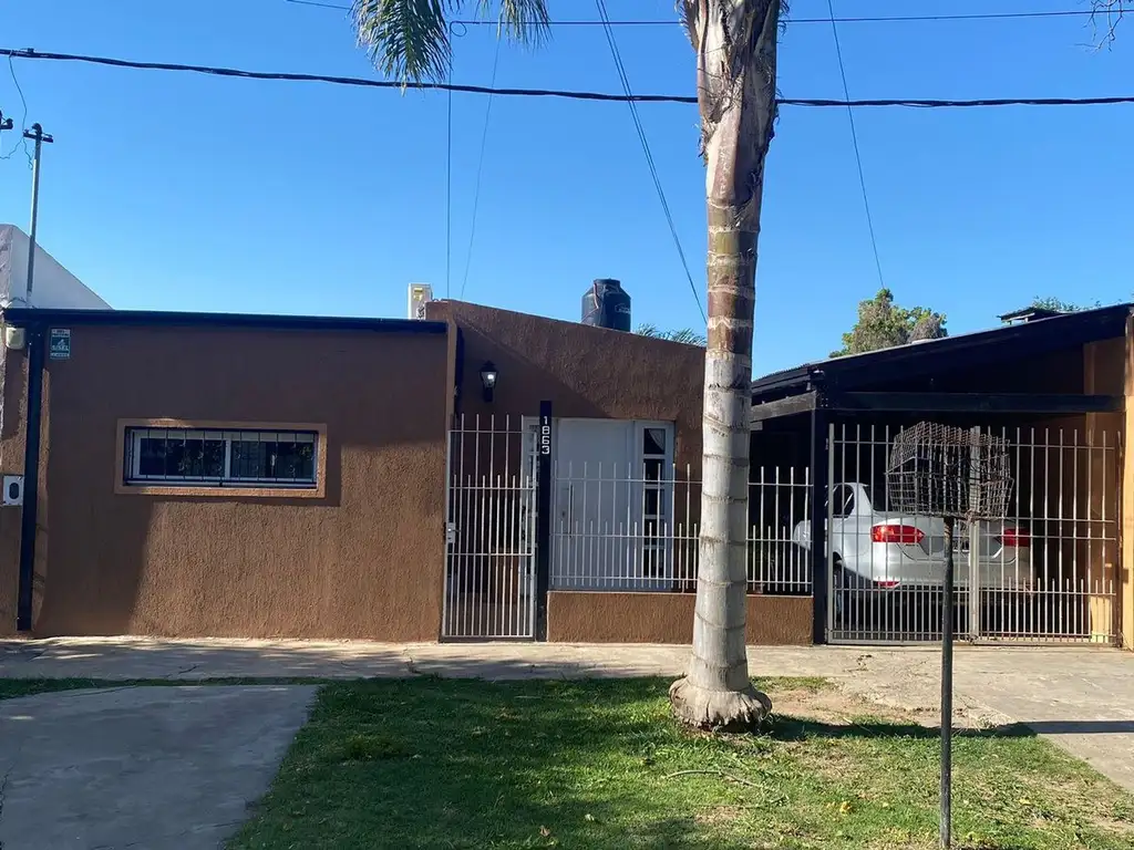 VENTA/CASA/BARRIO LOS NOGALES