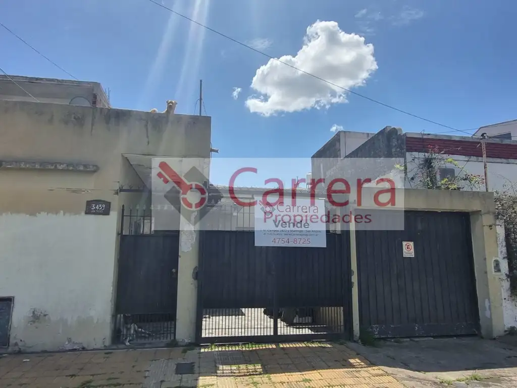 TERRENO 290 m2 con 2 casas - APTO DUPLEX -