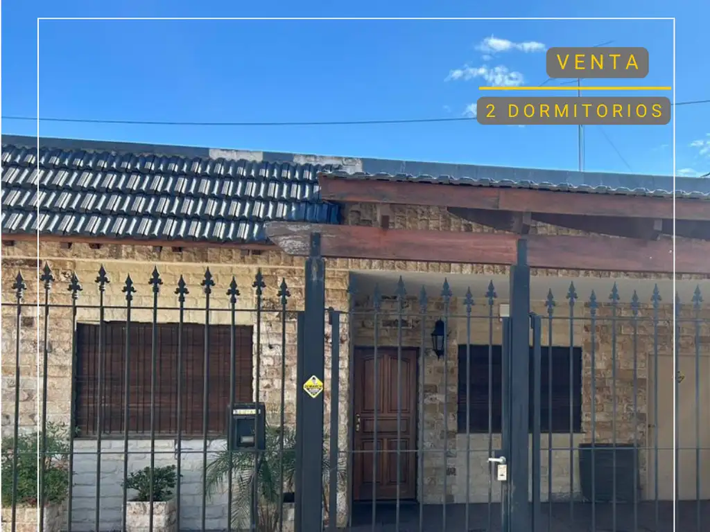 VENTA - CASA 2 DORMITORIOS - ESPAÑA 4048, ROSARIO - CON COCHERA