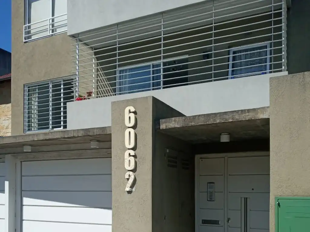 VENTA VILLA URQUIZA 2 AMBIENTES AL FRENTE - Foto 0
