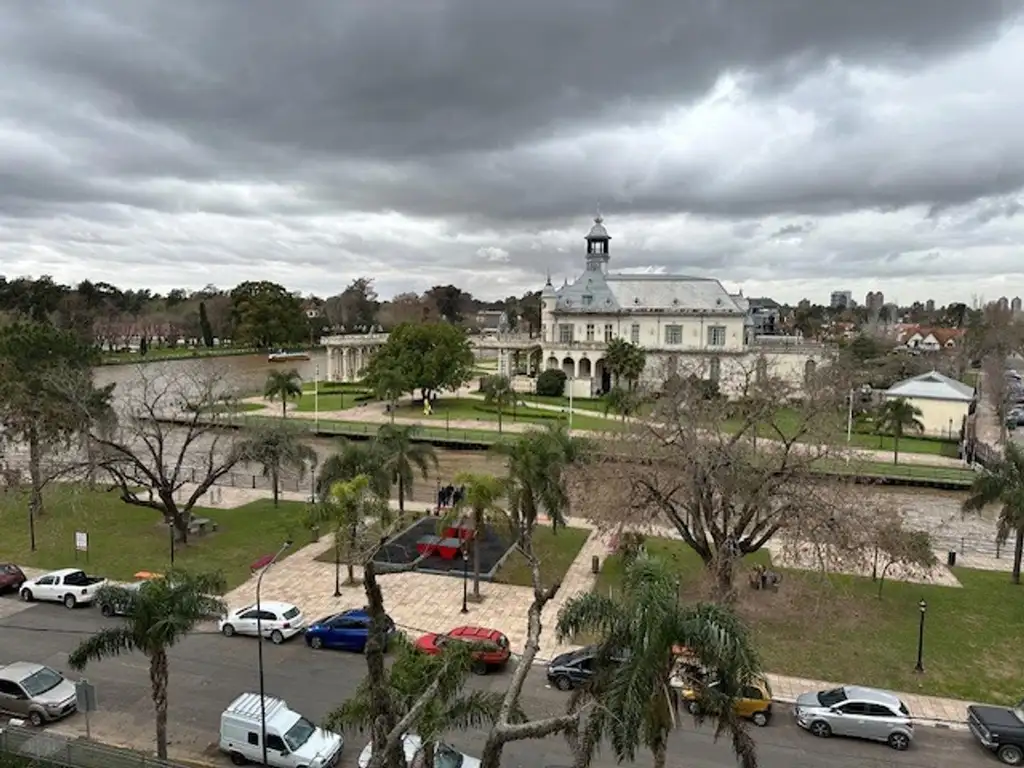 Departamento excelente en Tigre con vista al río y al museo