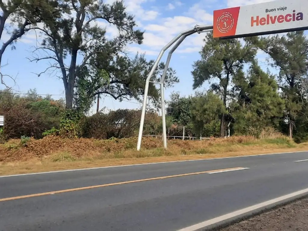 VENTA DE 4 LOTES SOBRE RUTA 1 (EN BARRIO UBAJAY, DEBAJO DEL CARTEL DE ACCESO A HELVECIA)