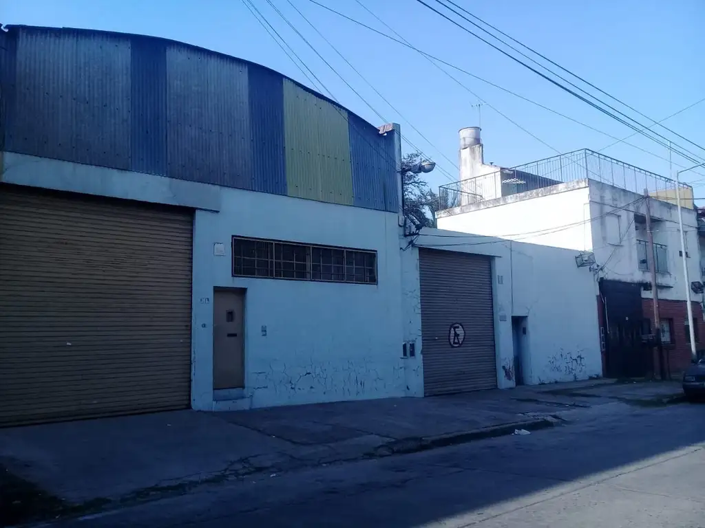 excelente planta industrial sobre av . Balvin