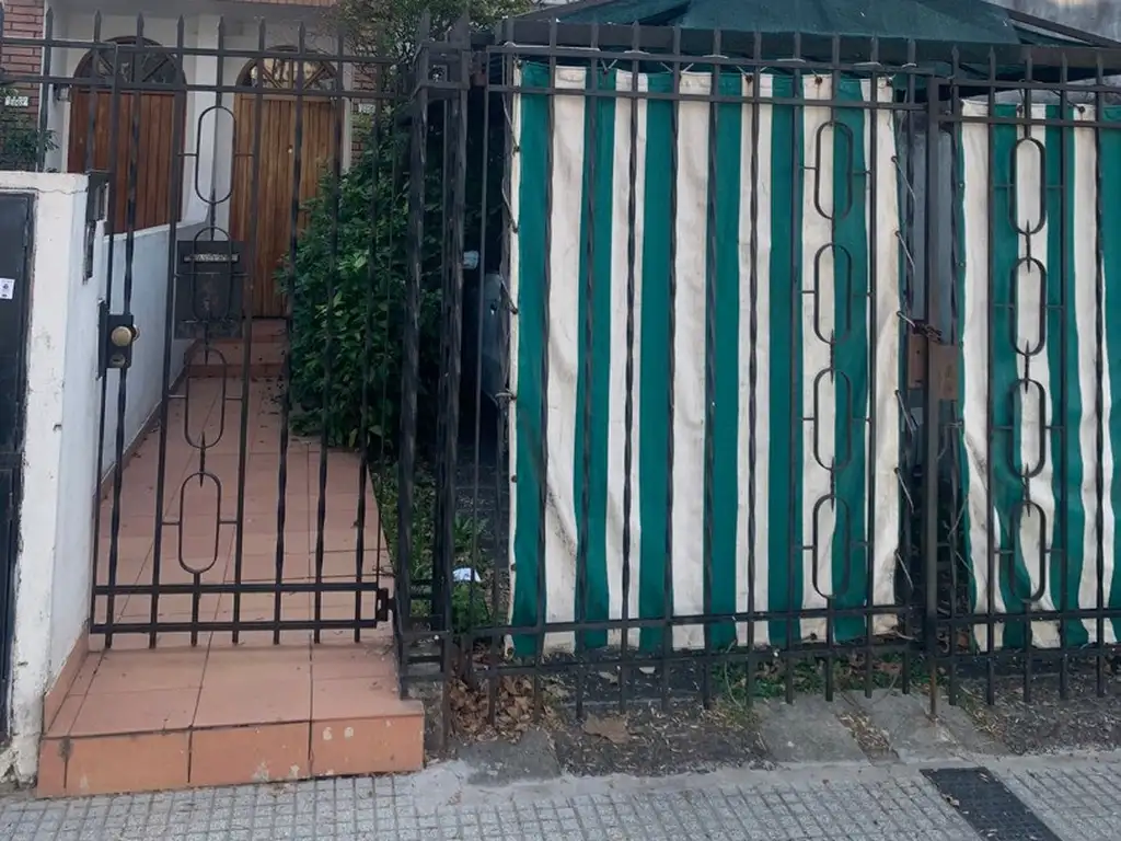 Oportunidad! Duplex 4 ambientes c/ cochera y fondo en Venta Zona Villa Devoto!