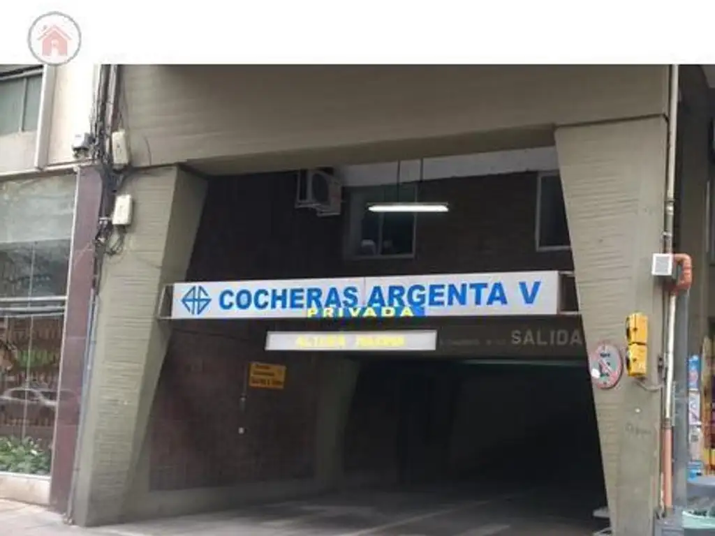 Vendo cochera en Bv. Chacabuco Cordoba