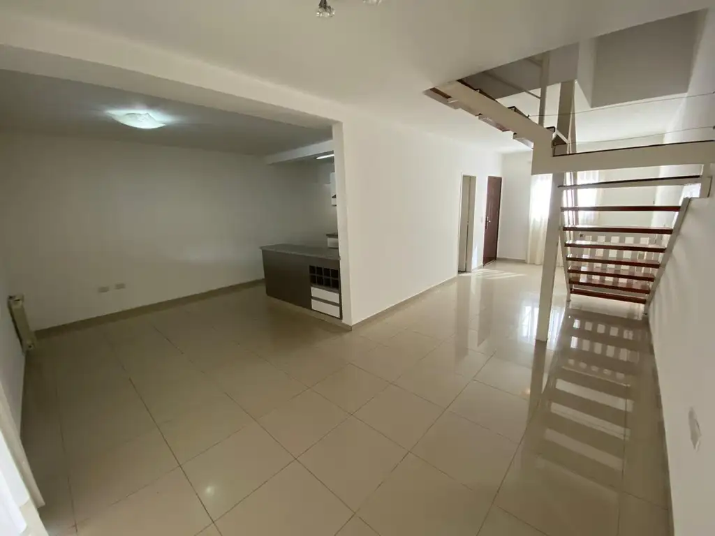 VENTA DUPLEX CHACRA DEL NORTE 3 DORM APTO CRÉDITO