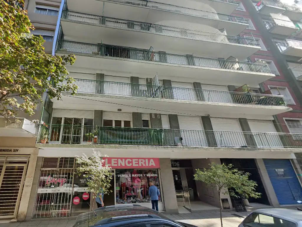 EN VENTA EN MAR DEL PLATA DEPARTAMENTO DE 2 AMBIENTES CENTRICO SIN BALCON CORRIDO - FICHA 9950