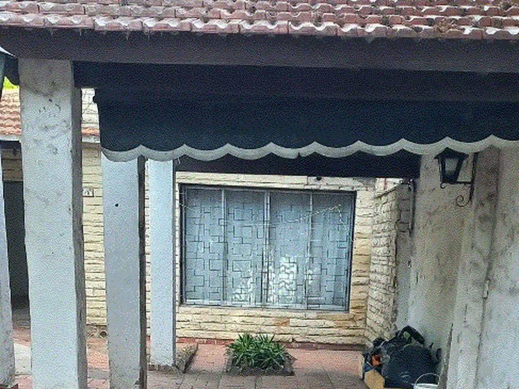 Casa en Venta en San Antonio De Padua - 4 ambientes