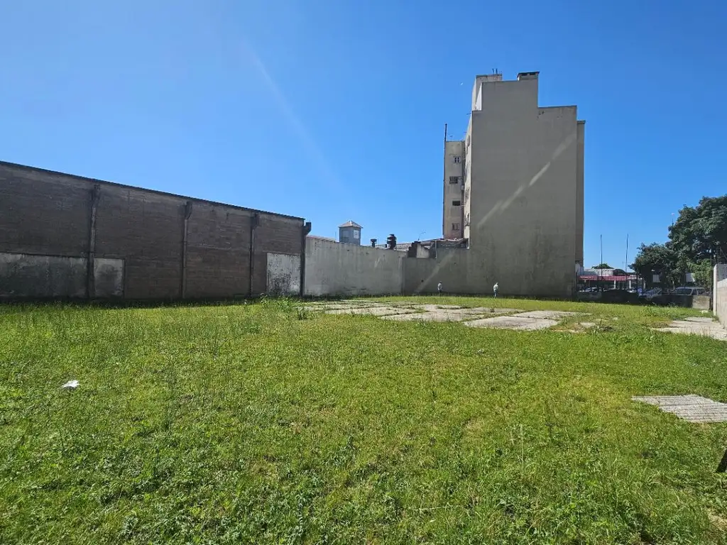 Terreno en venta de 1126m2 ubicado en Malvin