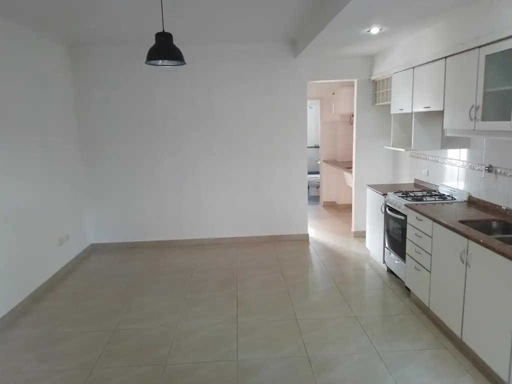 Departamento de 2 AMB en alquiler