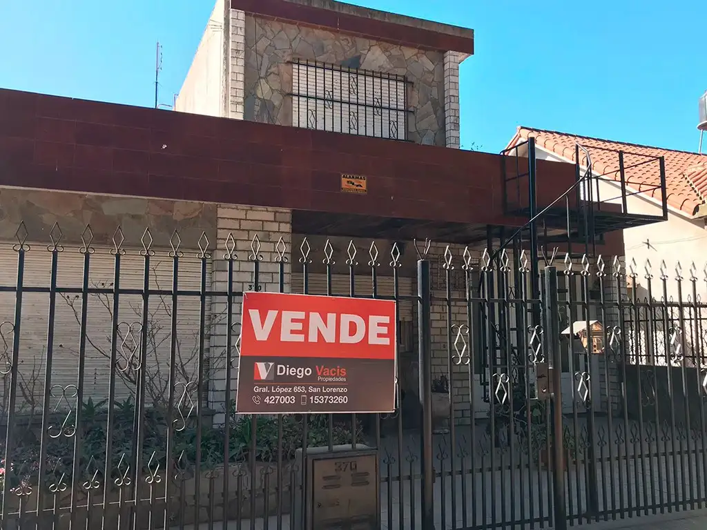 Casa en venta en J Cervera 300 San Lorenzo Argenprop