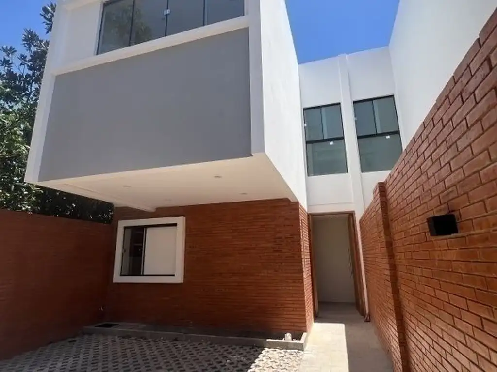 Casa - Venta - Paraguay, Luque