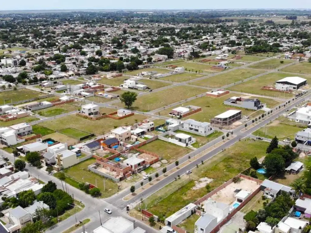 LOTE EN BARRIO ABIERTO NUEVO LORENZO