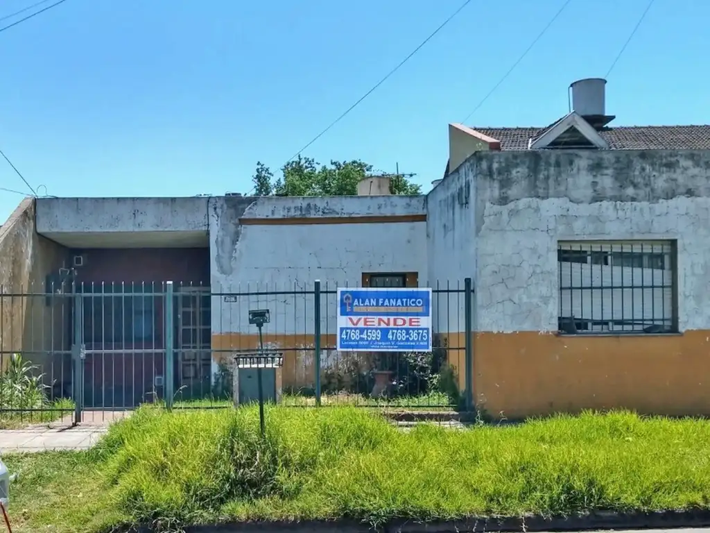 CASA 3 AMBIENTES EN LOTE PROPIO EN SAN MARTIN