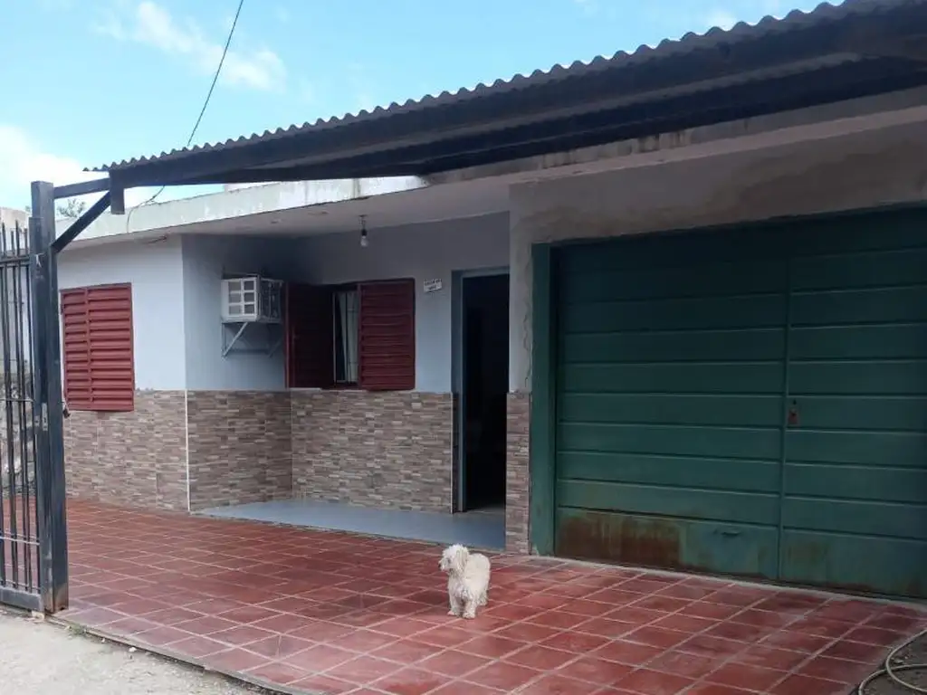 VENTA DE CASA EN BARRIO CORONEL OLMEDO