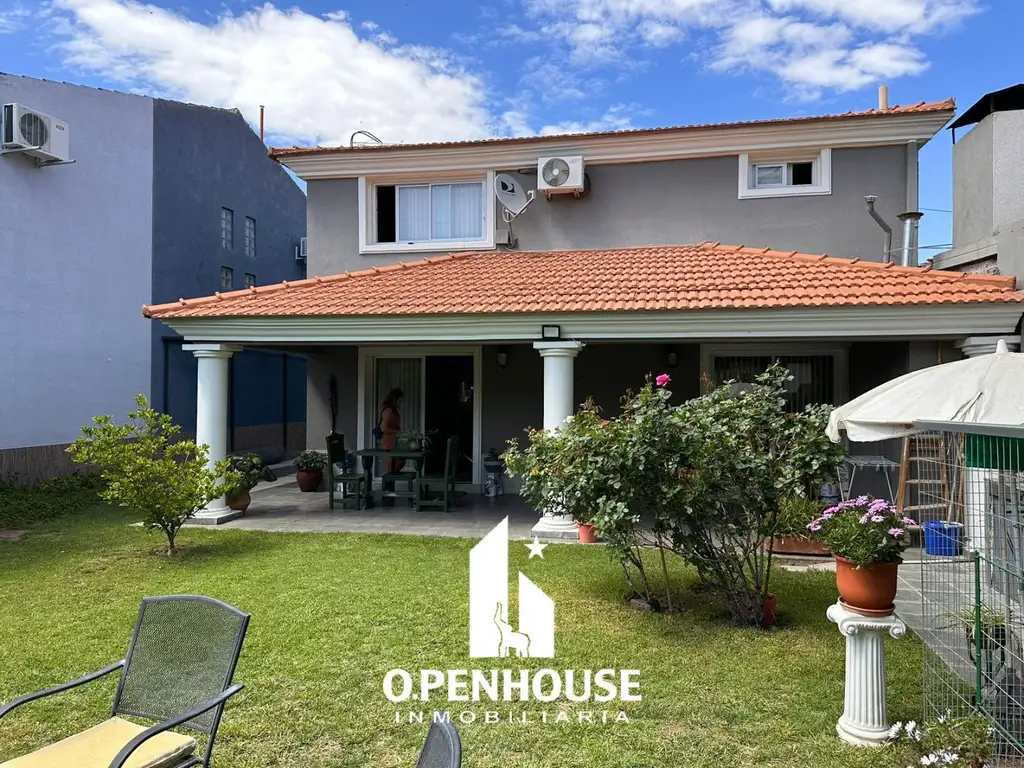 OPENHOUSE VENDE MAGNÍFICA PROPIEDAD BARRIO DALVIAN