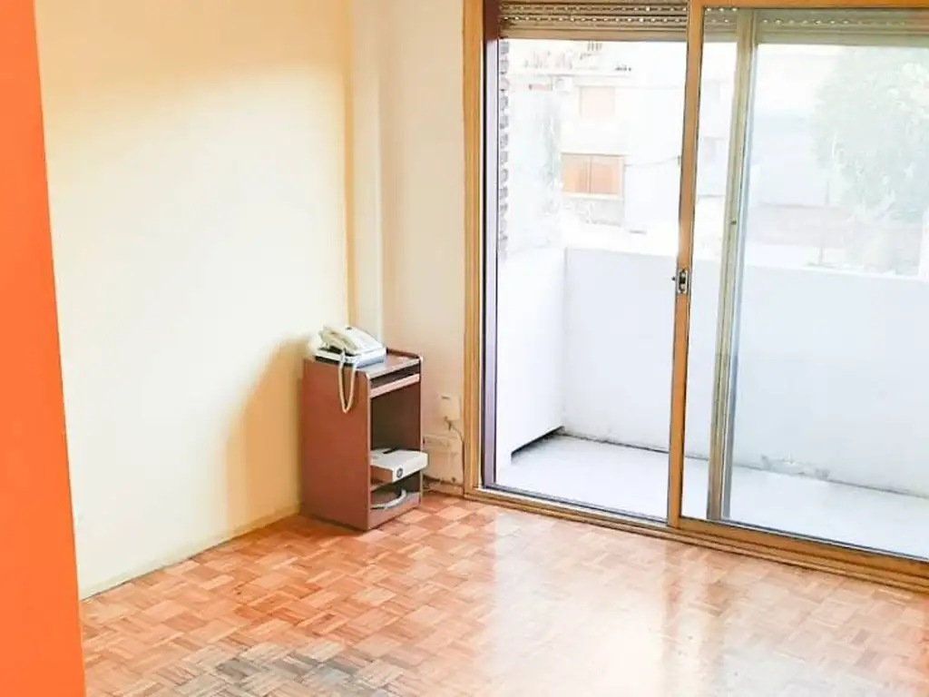 VENTA DEPARTAMENTO 2 AMBIENTES - BALCON - SAN TELMO