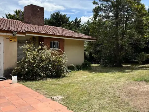 Excelente casa en el mejor barrio de Villa Giardino