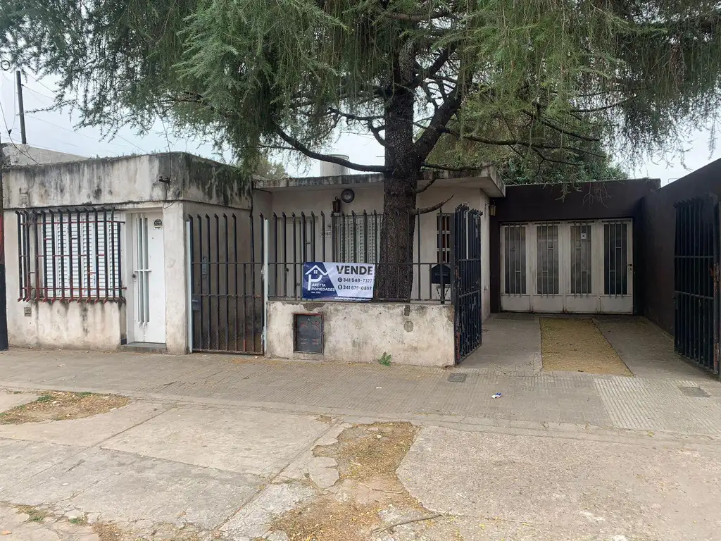 Casa en Matheu a 50mt de Oroño