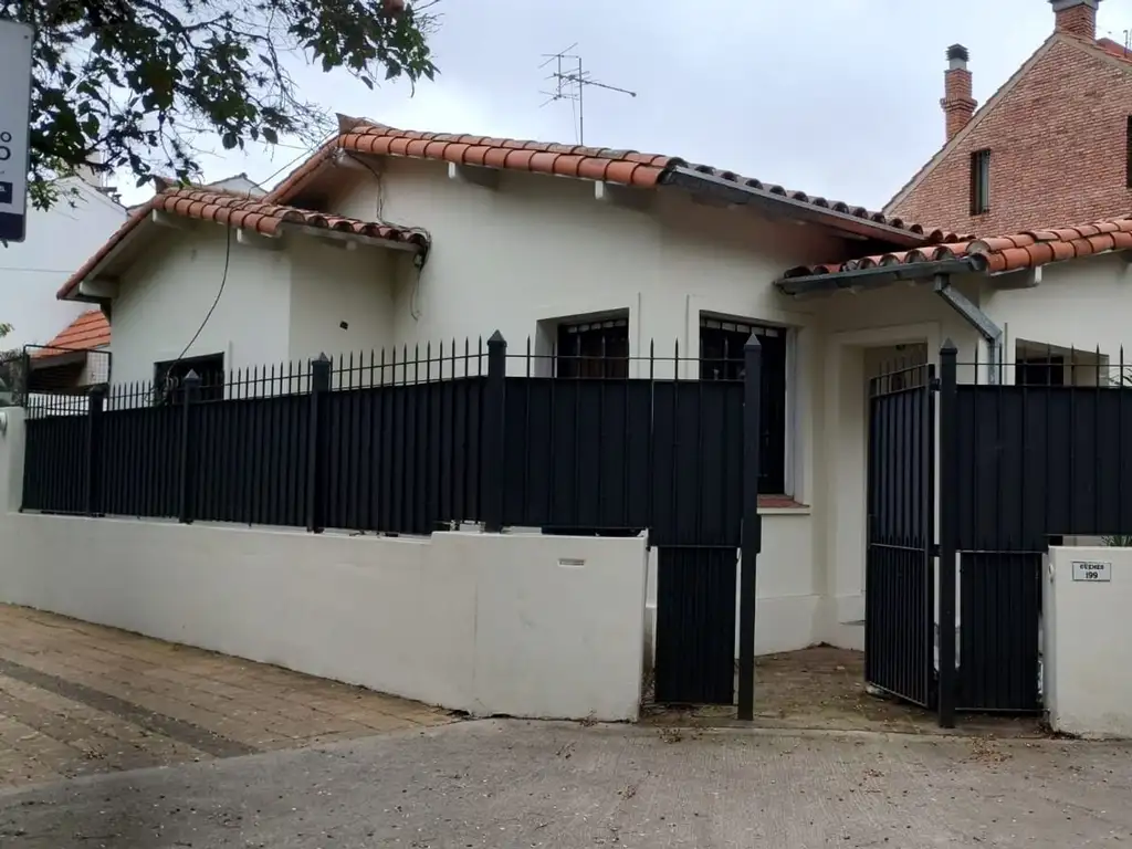 VENTA CASA ACASSUSO 1 PLANTA