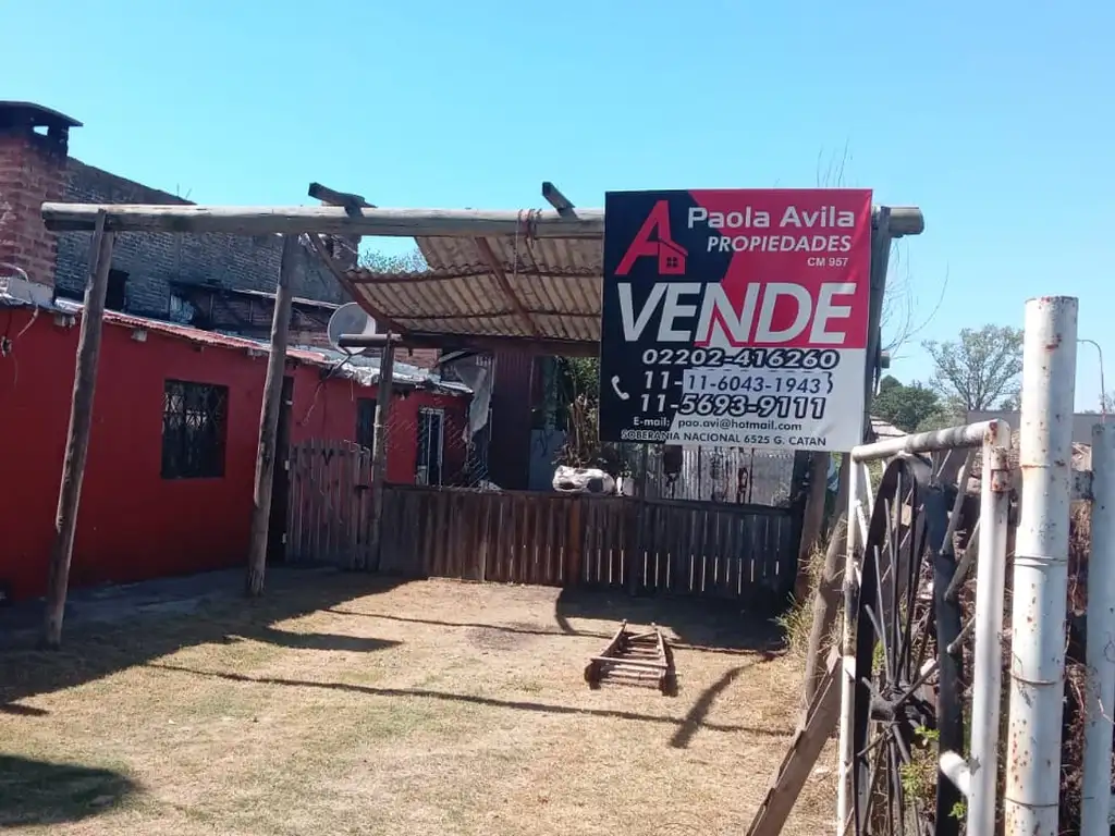 VENTA DE LOTE CON LOCAL Y QUINTA COPN PILETA EN 8200 M2