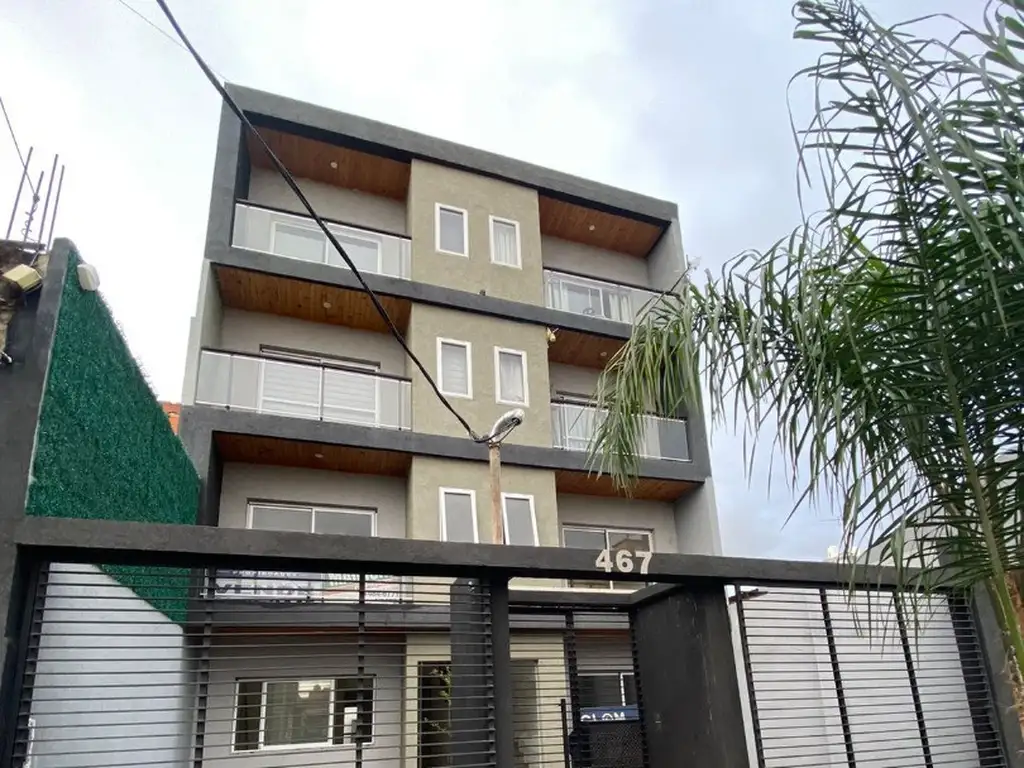 VENTA DE DEPARTAMENTO 2 AMBIENTES EN PLANTA BAJA SIN EXPENSAS CON PATIO Y PARRILLA