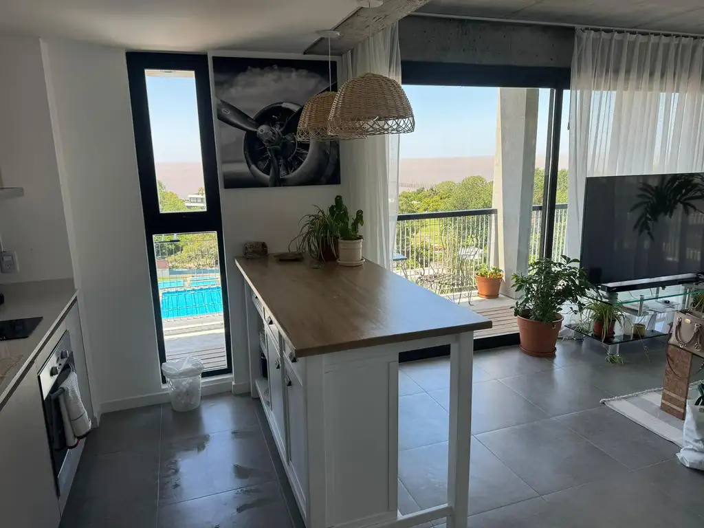 Departamento en venta en Olivos 1 dormitorio con vista plena al rio torre Domus