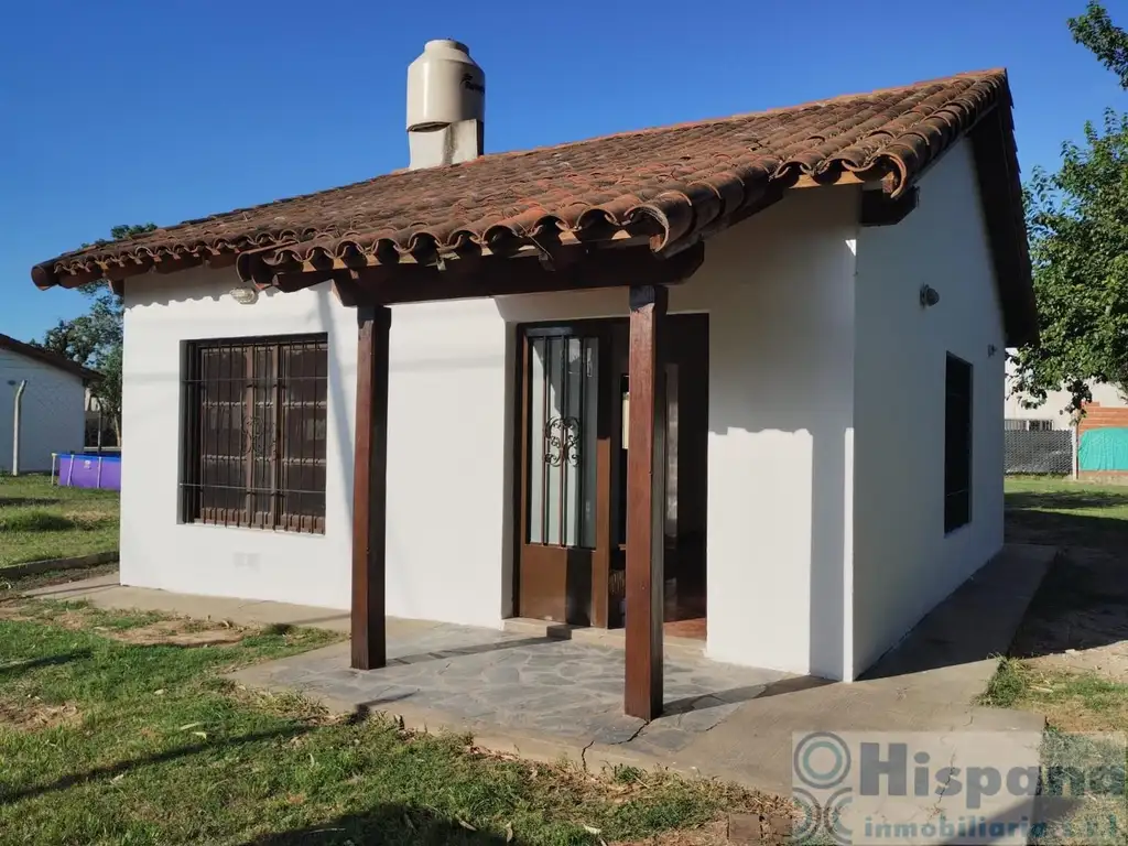 Casa en venta en Tortuguitas, a dos cuadras de la Ruta 8. 2 dormitorios. APTO CREDITO