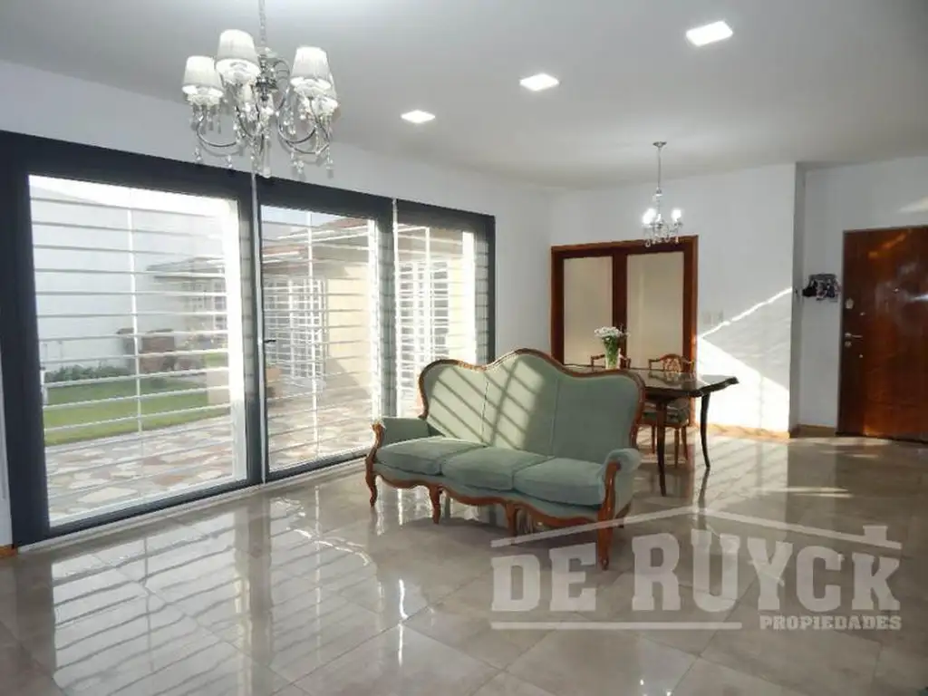 Casa en Venta en Quilmes Oeste