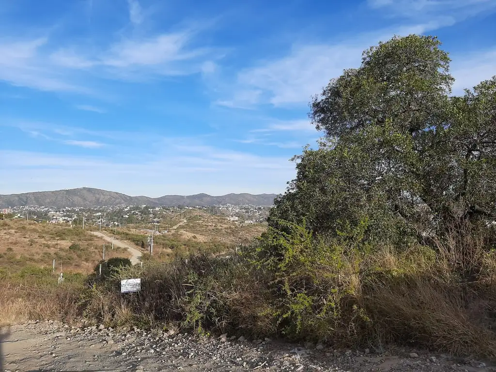 Lote a la venta en Carlos Paz. (L130)