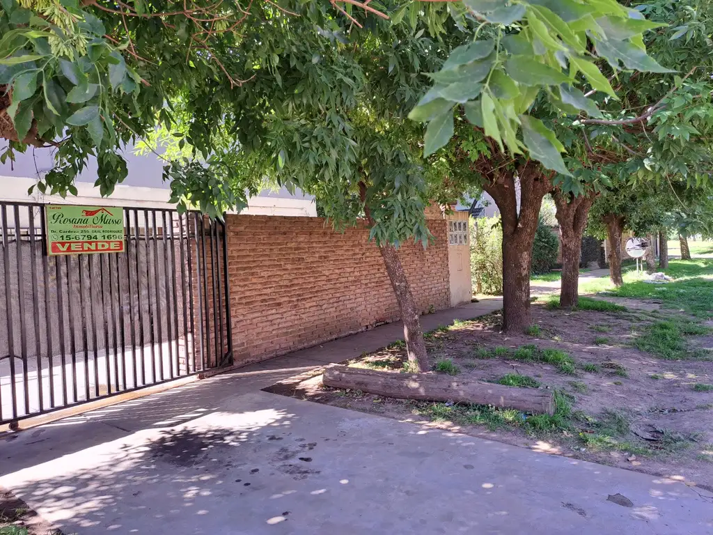 Casa en Barrio "Raffo", General Rodríguez