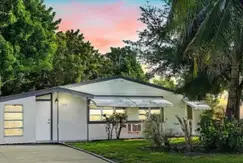 Casa en venta - 3 Dormitorios 2 Baños - Cocheras - 585Mts2 - Fort Lauderdale, Florida