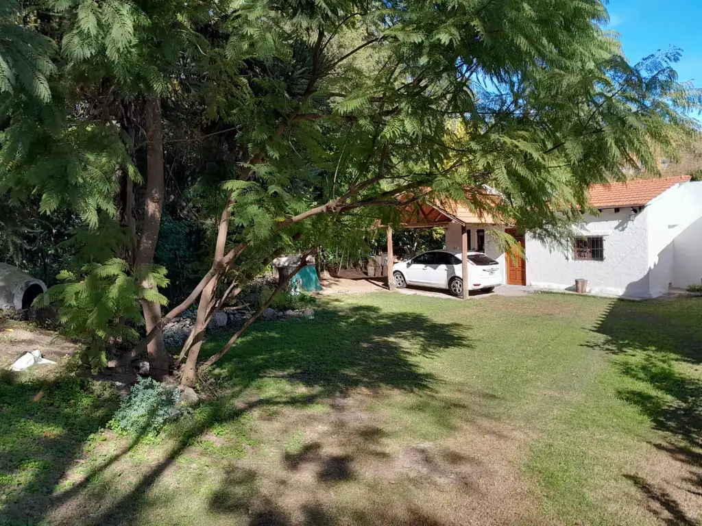 VENTA DE CASA FAMILIAR EN LOMA BOLA