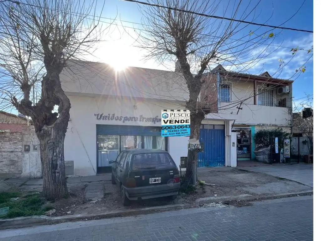 LOCAL CON DEPOSITO Y DEPARTAMENTO A LA VENTA EN SAN MIGUEL.