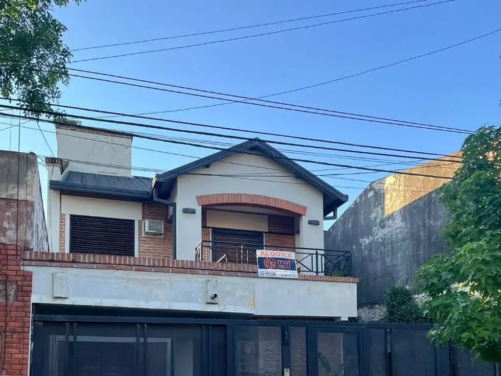 HERMOSA CASA EN VENTA RESISTENCIA