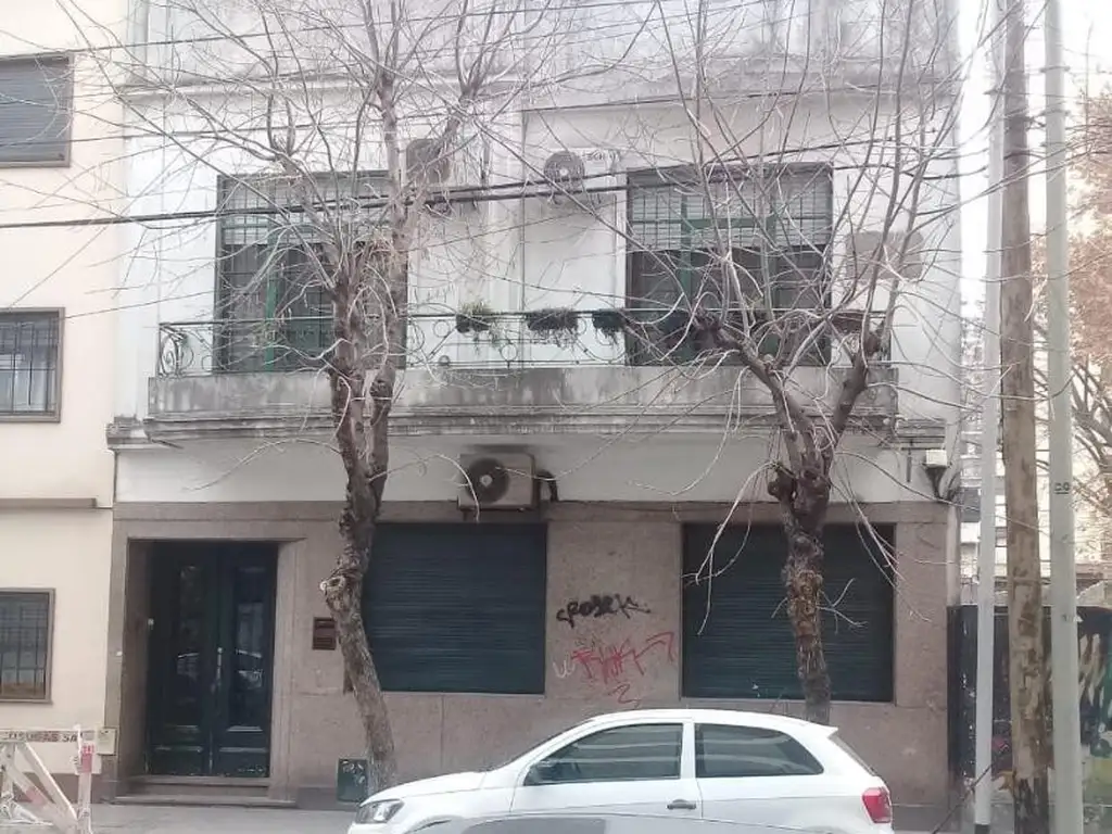 4 amb al Frente con Balcon Avellaneda Centro