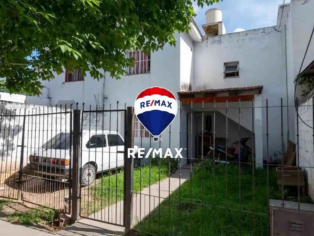 CASA 3 DORMITORIOS VENTA BARRIO LIMACHE ZONA SUR