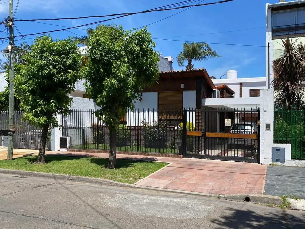 casa en planta 5 ambientes venta Ramos Mejia