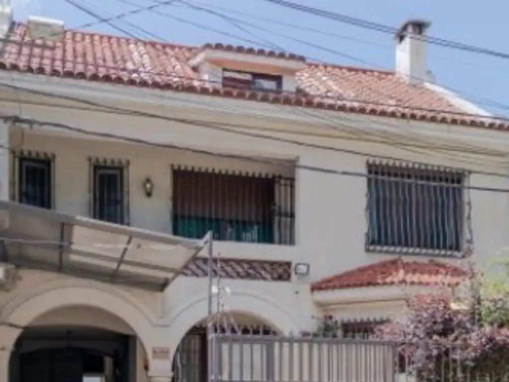 VENTA CASA PRADO 4 DORMITORIOS, 3 BAÑOS, GARAJE