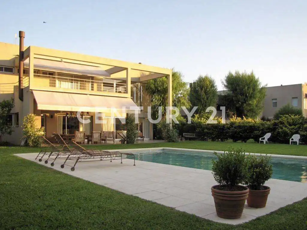 Casa en venta en San Isidro Labrador, Villanueva