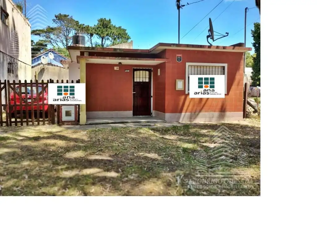 Casa 3 Amb. Cochera s/lote 200 ms.ESCUCHA OFERTA