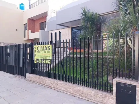 ÚNICO PH 3 AMB.+ DEPENDENCIA + GARAGE + JARDÍN + TERRAZA - Foto 0