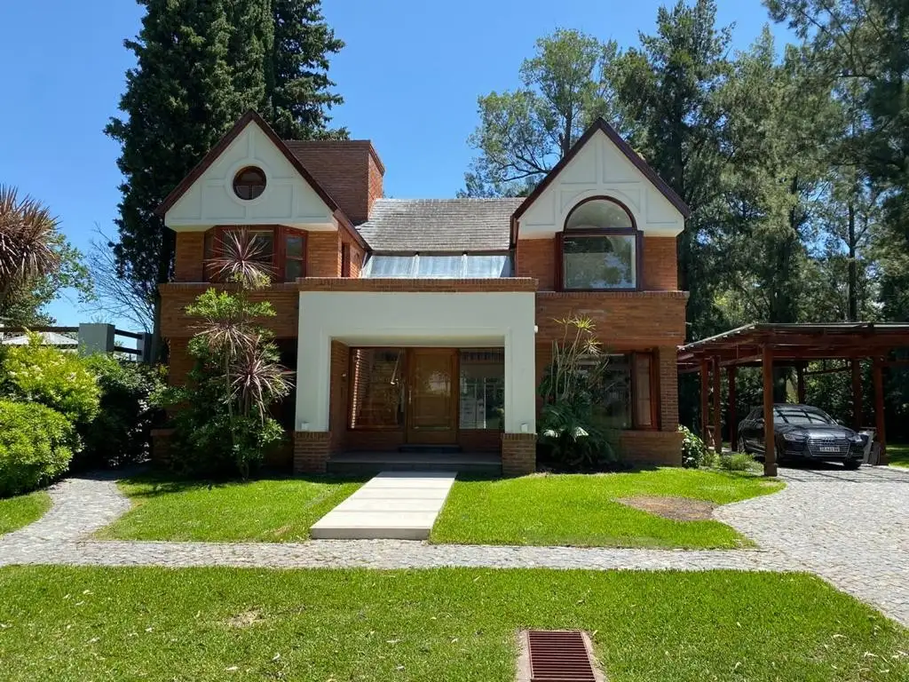 COUNTRY EL CARMEN EN VENTA EXCELENTE CHALET