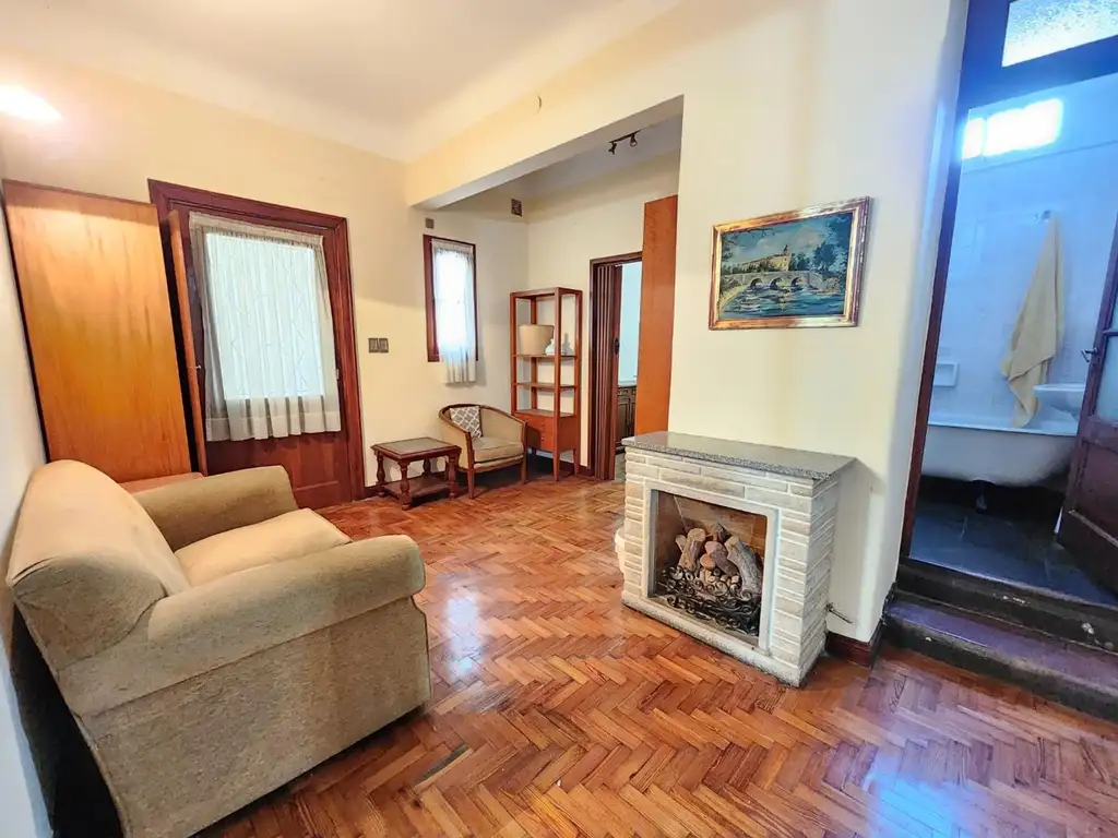 VENTA CASA 4 AMB FONDO JARDIN AVELLANEDA DOCK SUD