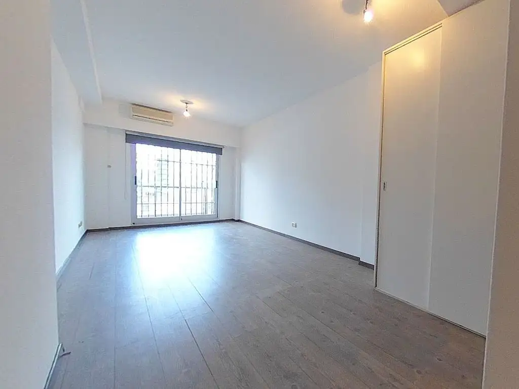 HERMOSO MONOAMBIENTE EN VENTA EN PALERMO!