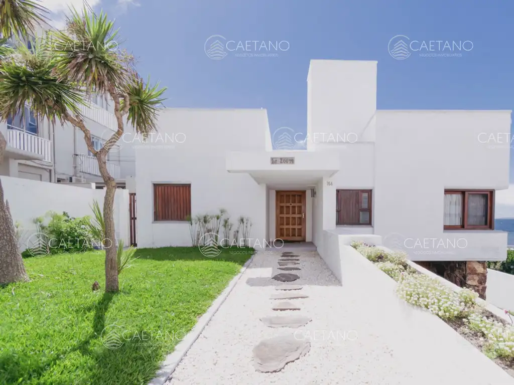 Venta casa 6 dormitorios Penisula Punta del Este